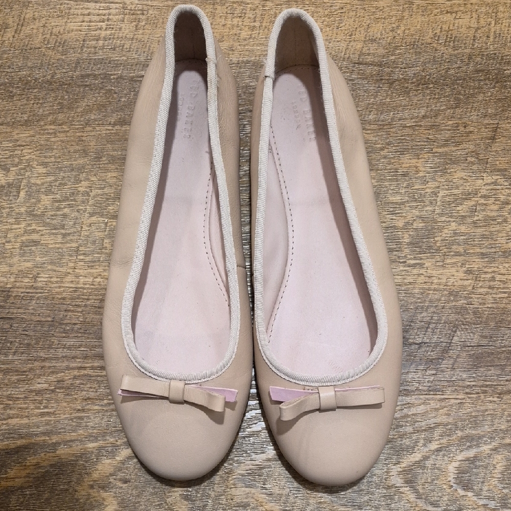 Elegant Beige Ballet Flats